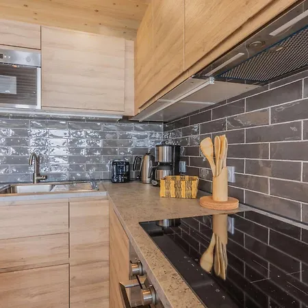 4 Pers. 40m², Style Montagne Moderne, Proche Commodités Aux Belleville - Fr-1-545-47 * Val Thorens